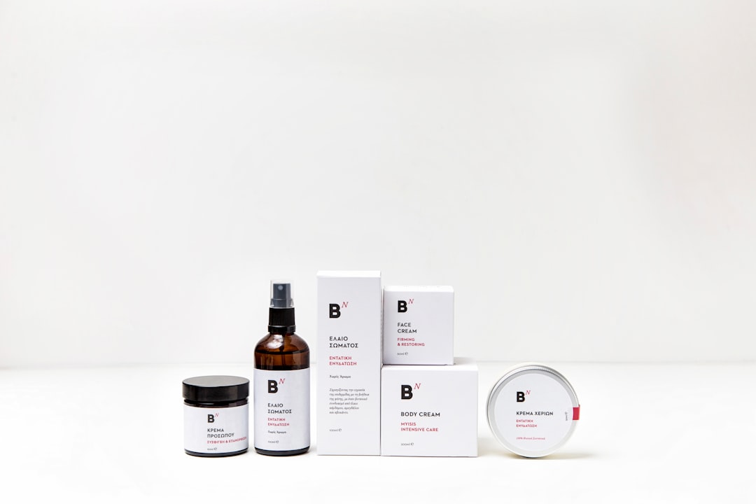 rotina de cuidados para pele com acne